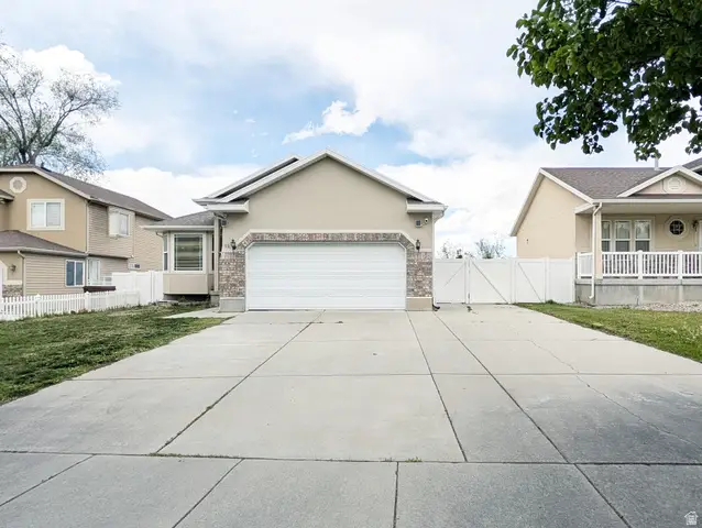 98 W Settlement Cir, Midvale, UT 84047 - #2