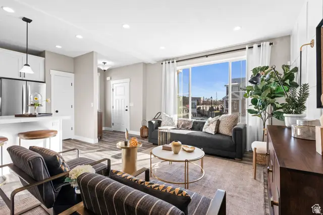 8807 S Cy's Park Ln #9, Sandy, UT 84094 - #3