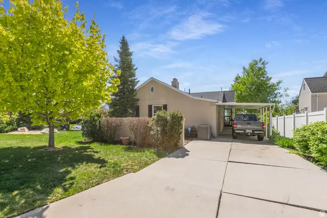 585 N F St, Salt Lake City, UT 84103 - #2