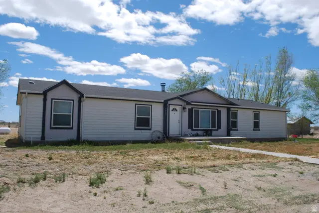 1055 W Ashby Rd, Delta, UT 84624 - #1
