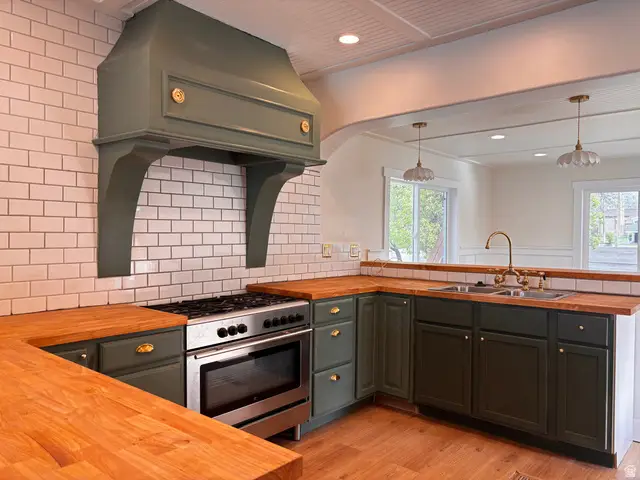 45 W Center St, Orangeville, UT 84537 - #2