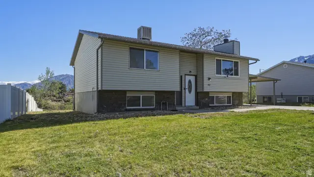 837 E Carnation Dr, Sandy, UT 84094 - #3