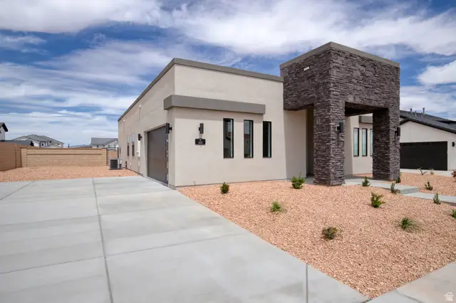 488 W Cedar Hill Drive Dr, Saint George, UT 84790 - #3