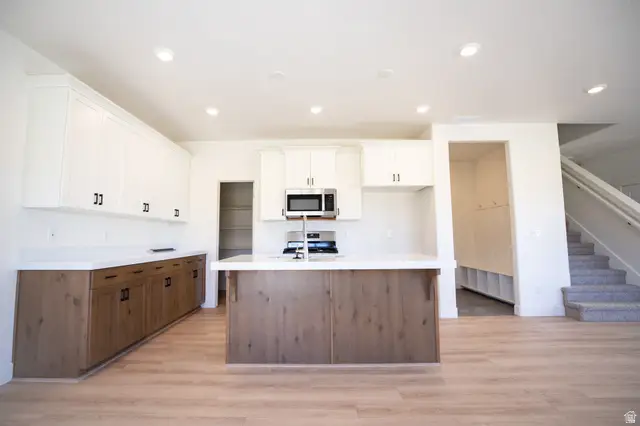 1084 N 1020 W Lot #4 W, Salem, UT 84653 - #2