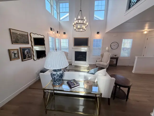 6743 W Lake Ave, South Jordan, UT 84009 - #3