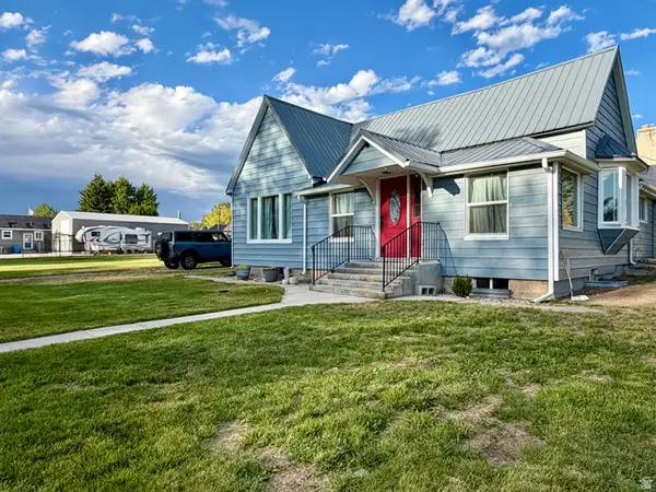 68 S 2nd St E, Downey, ID 83234
