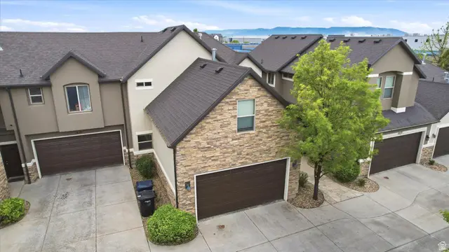 1823 W 2300 S, Woods Cross, UT 84087 - #1