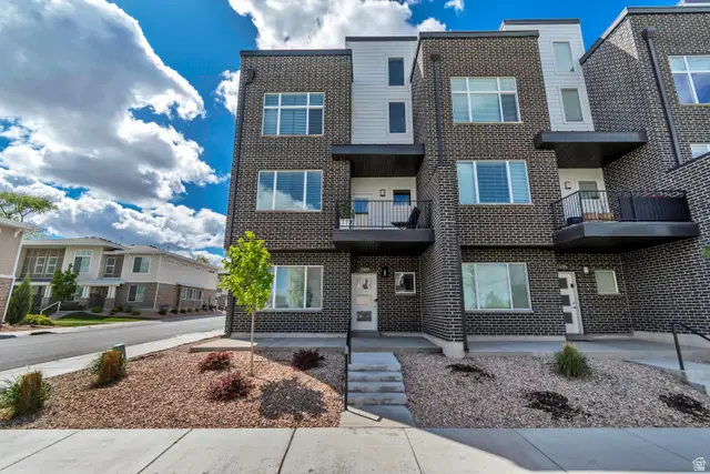 5502 W Victory Lap Ct, West Valley City, UT 84120 - #2