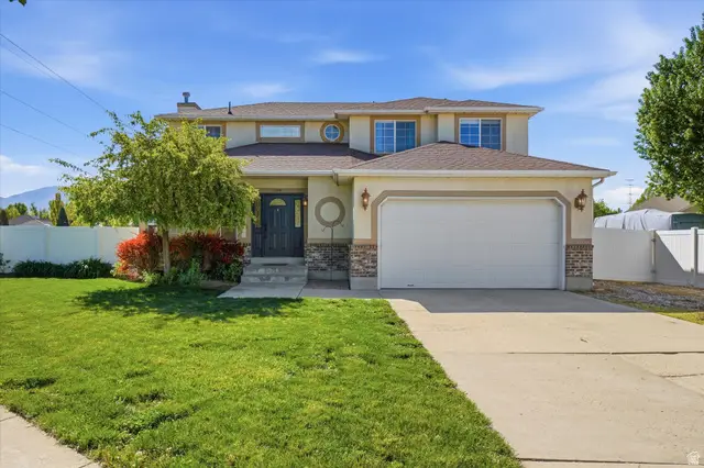 1359 W Parkside Ln S, Layton, UT 84041 - #1