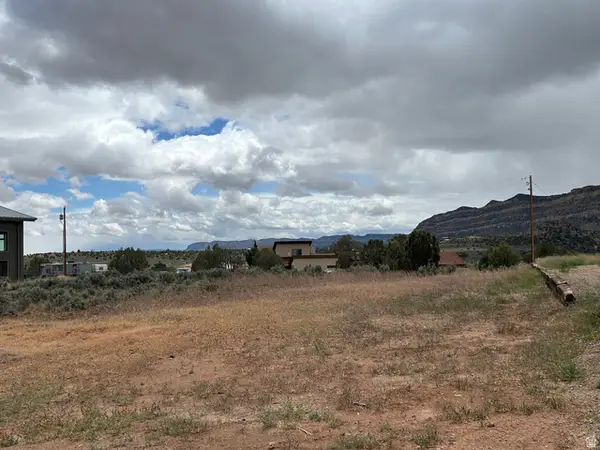 705 W 500 S #141, Escalante, UT 84726