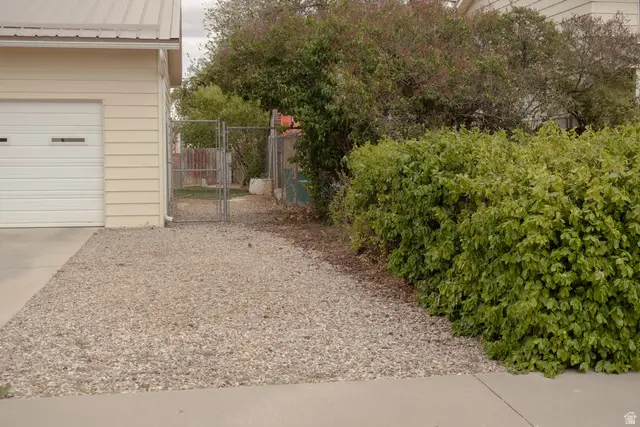 324 N 300 W, Vernal, UT 84078 - #3