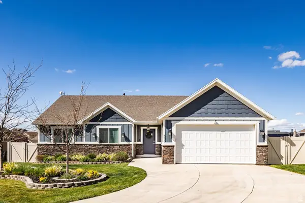 692 Stone Brook Cir, Santaquin, UT 84655