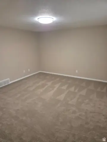 140 W Penny Ln, Logan, UT 84341 - #2