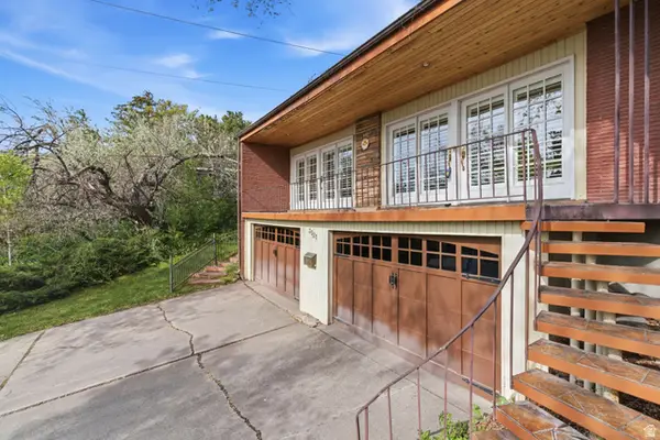 3521 S Crestwood Dr E, Millcreek, UT 84109