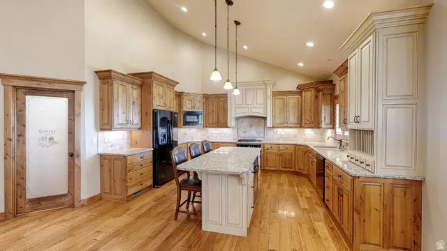 551 E Sunflower Ln, Salem, UT 84653 - #2