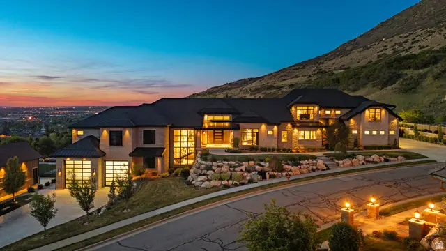 349 Ford Canyon Dr, Centerville, UT 84014 - #1