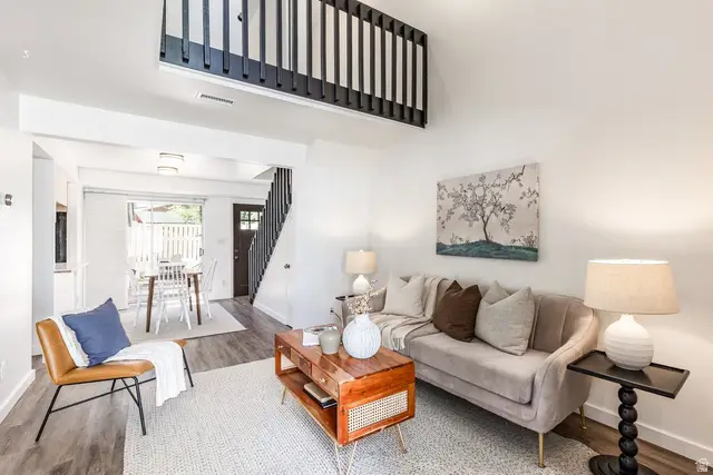 507 E Tonalea Dr S, Murray, UT 84107 - #1