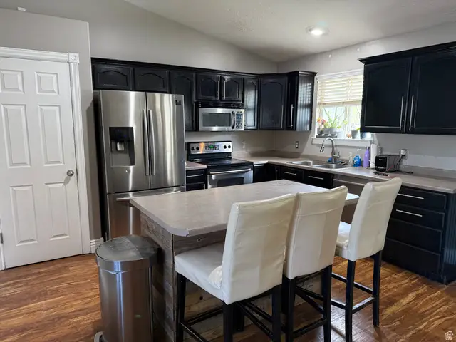 5797 W Early Dawn Dr S, West Jordan, UT 84081 - #3