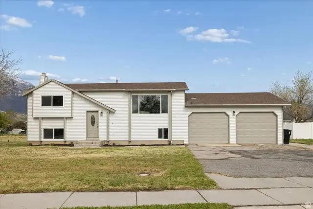 3276 N 2700 W, Farr West, UT 84404 - #2
