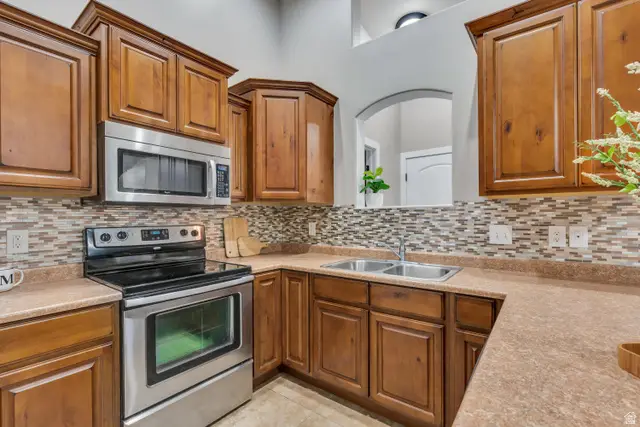 3624 E Clear Rock Rd #K9, Eagle Mountain, UT 84005 - #3