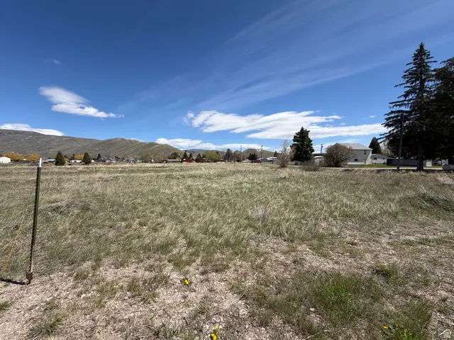 403 N 7th St #6, Montpelier, ID 83254 - #1