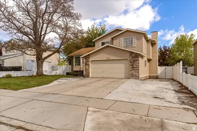 5718 W Sunbow Dr S, Kearns, UT 84118 - #2
