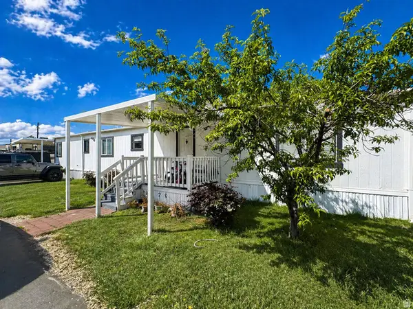 33 E Apollo Way, Sandy, UT 84070