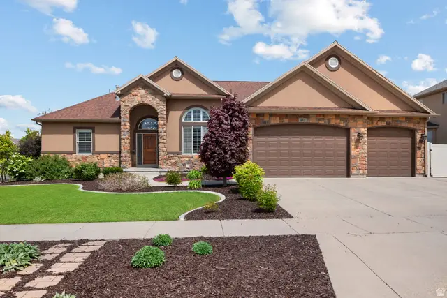 483 E Crystal Spring Dr, Draper, UT 84020 - #1