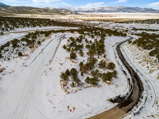 3106 W Sunrise Cir, Cedar City, UT 84720 - #3