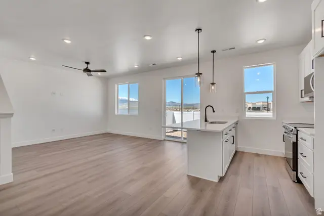 663 E Ryegrass Dr #303, Eagle Mountain, UT 84005 - #3