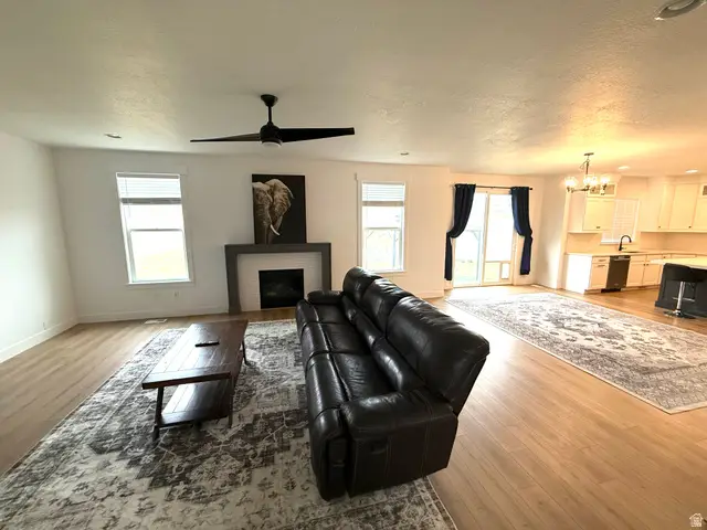 3367 S Heathercrest Dr, Saratoga Springs, UT 84045 - #2