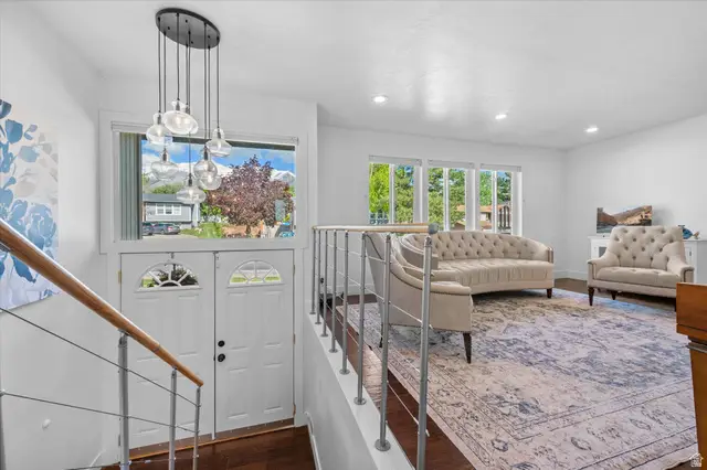 1359 N East Lisa St E, Layton, UT 84040 - #2