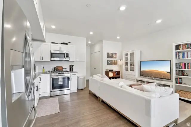 32 W 1700 S #A3, Salt Lake City, UT 84115 - #2