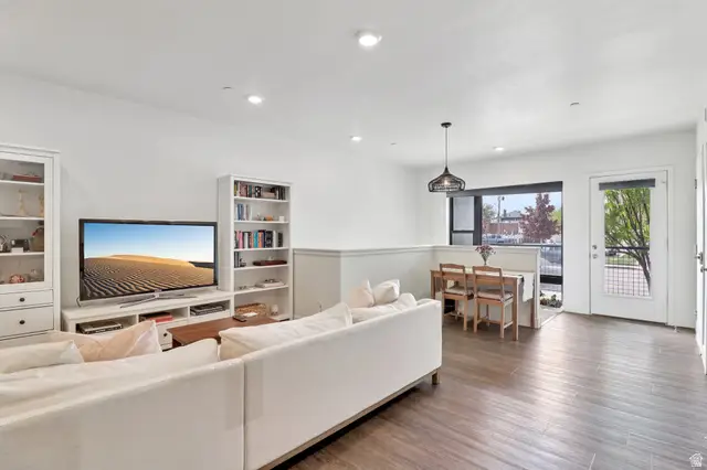 32 W 1700 S #A3, Salt Lake City, UT 84115 - #3