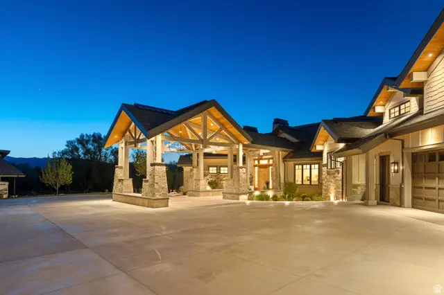 1034 S 9150 E, Huntsville, UT 84317 - #2