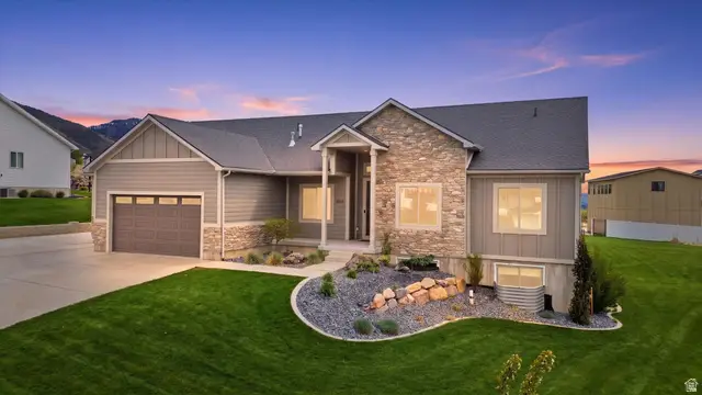 1034 E 50 N, Hyde Park, UT 84318 - #1