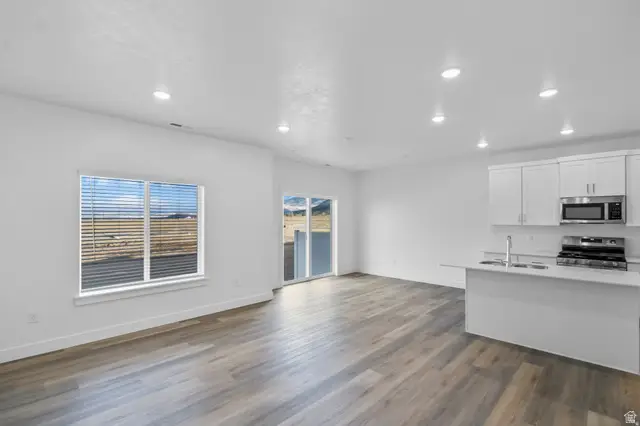 733 W 725 N, Smithfield, UT 84335 - #2