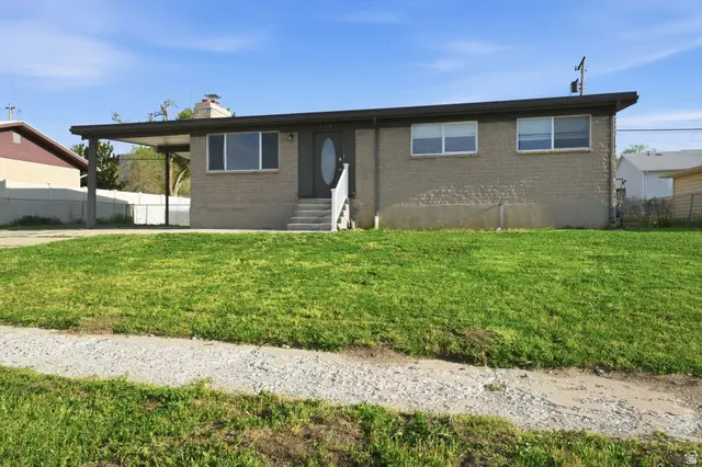 698 E Oquirrh Ave, Tooele, UT 84074 - #1