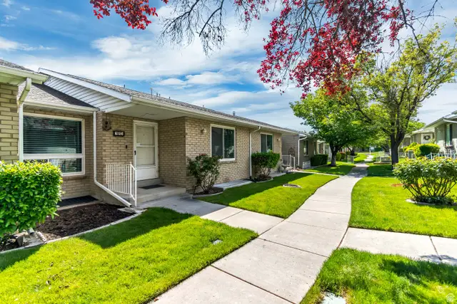 1613 W Cornerstone Dr, South Jordan, UT 84095 - #3