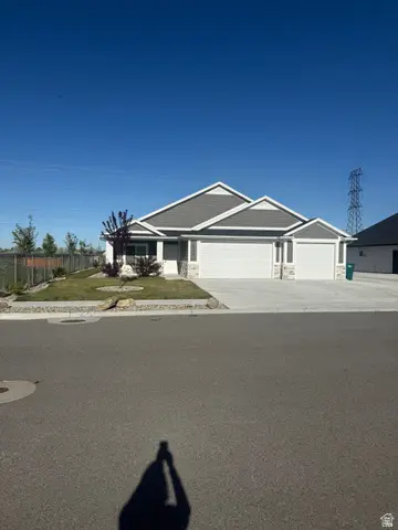 2249 S 3150 W, West Haven, UT 84401