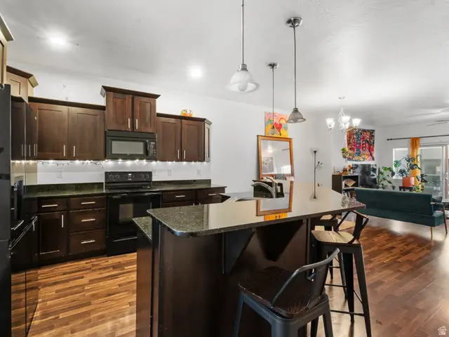 128 W Parramatta Ln, Salt Lake City, UT 84115 - #3