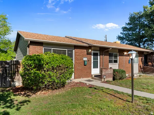 2188 E Fort-union Blvd S #B, Cottonwood Heights, UT 84121