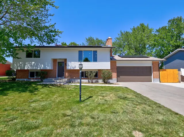 807 E Dusty Rock Cir, Sandy, UT 84094 - #1