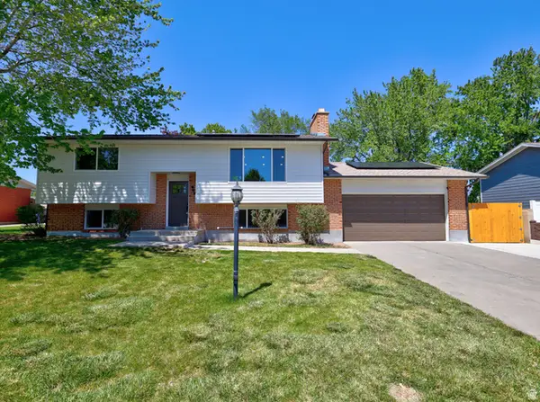 807 E Dusty Rock Cir, Sandy, UT 84094