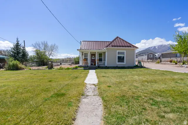 499 W Center St, Marysvale, UT 84750 - #1