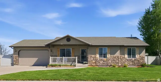 563 W 160 N, Smithfield, UT 84335 - #1