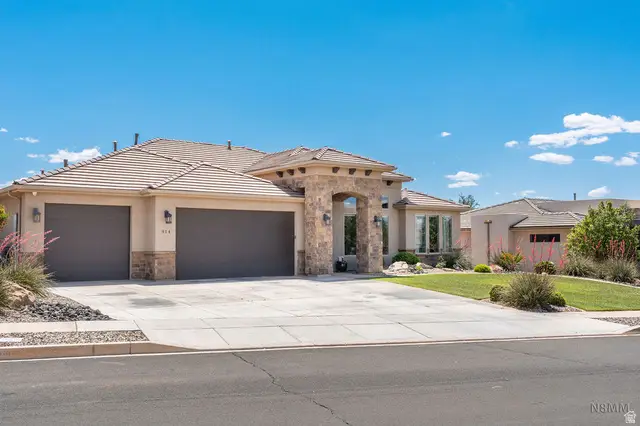 914 E Black Oak Dr, Washington, UT 84780 - #3