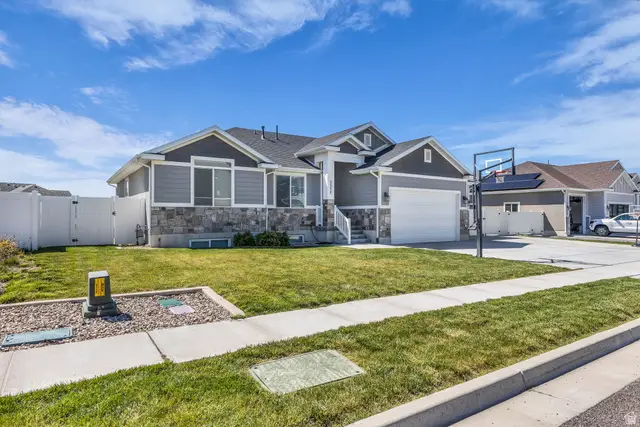 3377 S 2400 W, West Haven, UT 84401 - #3