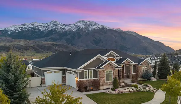 4945 W Mustang Ln, Mountain Green, UT 84050