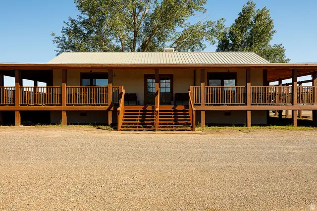 2040 N Long Canyon Rd, Kanab, UT 84741 - #1